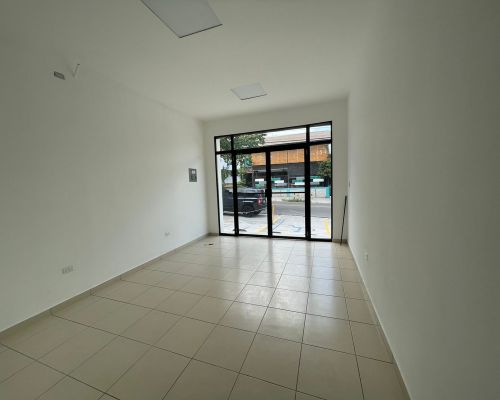 LOCALES EN ALQUILER, CALLE PADRES AGUILAR COLONIA ESCALON